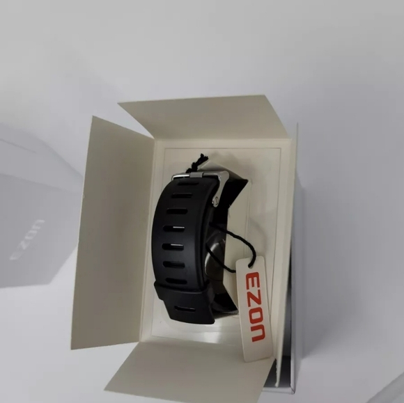 Ezon T029 Digital Chronograph WR 50M Quartz Watch -Runs -HAM472 Open Box - Picture 2 of 3